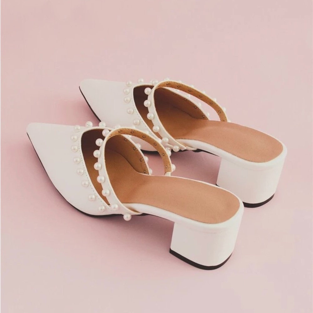 Elegant White Pearl-Embellished Women's Heels